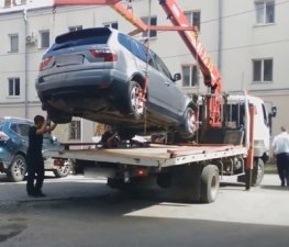 Услуги эвакуатора легковых автомобилей