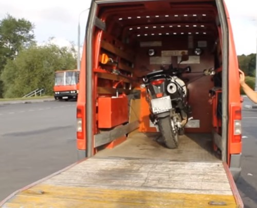 Мотоэвакуатор - погрузка мотоцикла