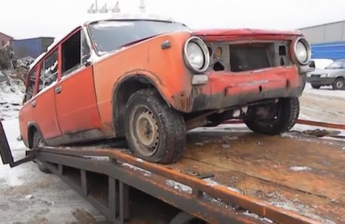 Эвакуация автомобиля - транспортировка в металлоприемник