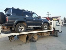 фото эвакуатора джипа