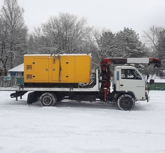 Фото перевозки оборудования на эвакуаторе